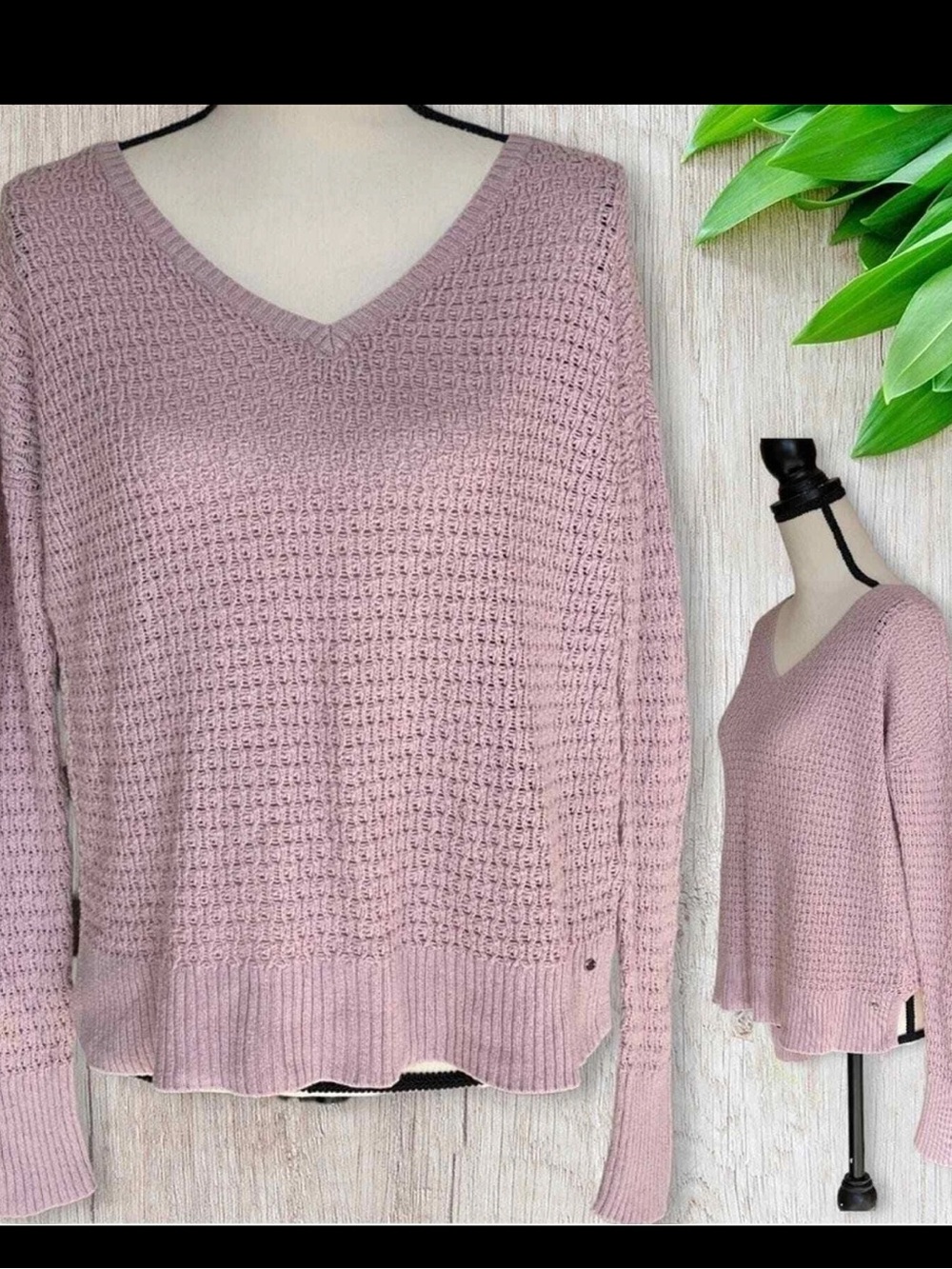 American Eagle V-Neck Waffle Knit Sweater - Dusty Pink Rose Size XS